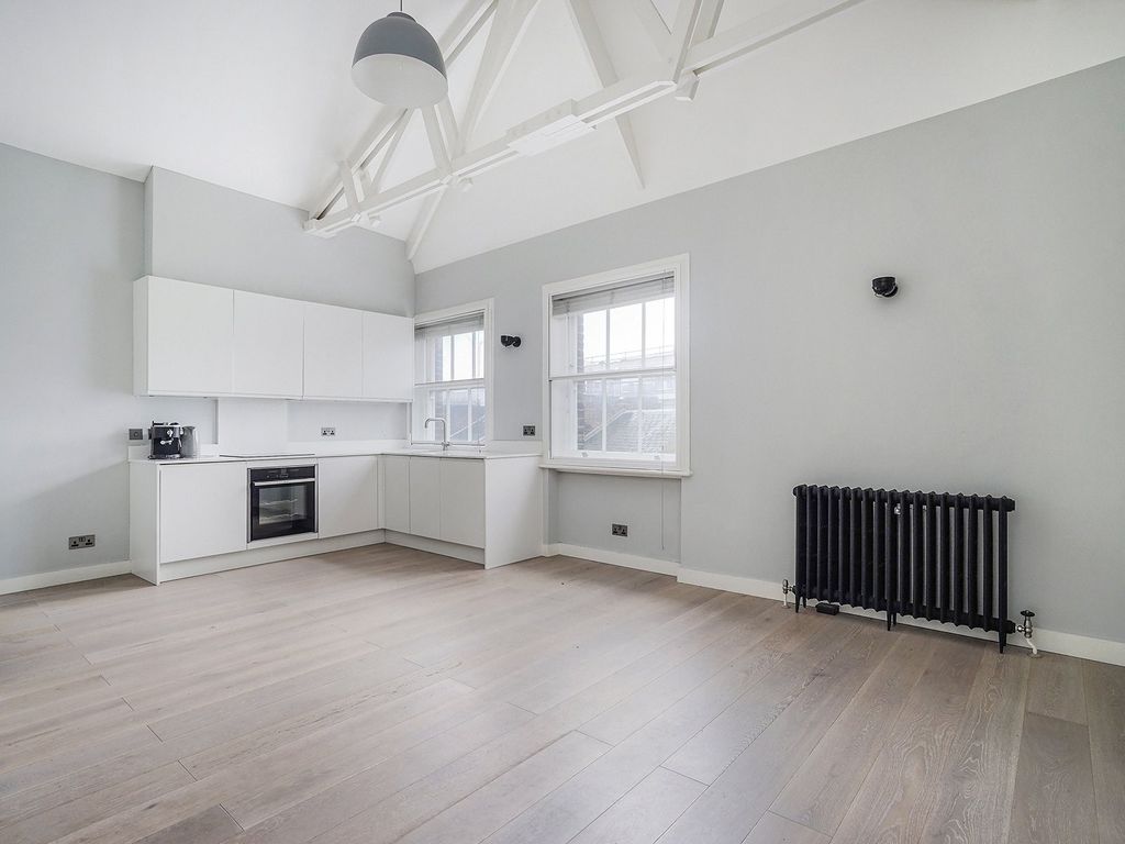 Property photo 1 of 13 Gerrard Street