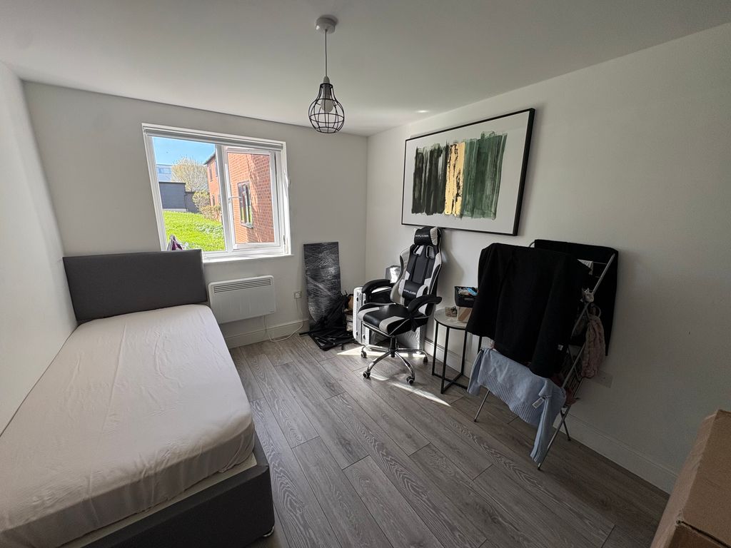 Property photo 3 of 6 Image