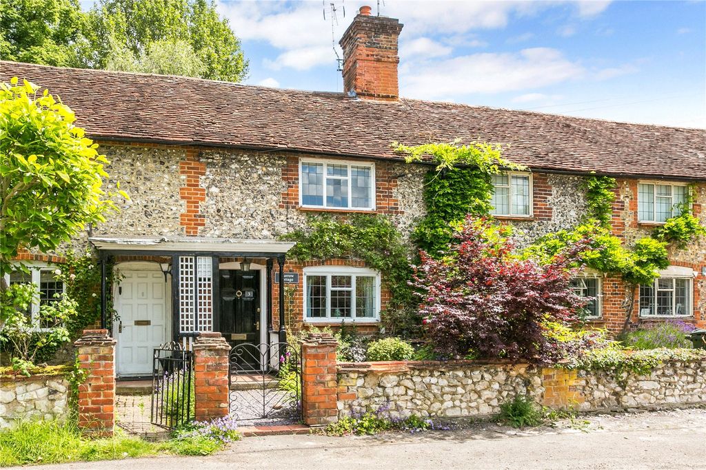 Property photo 1 of 13 Frontage