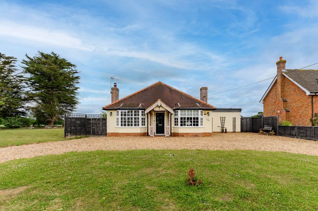 Property photo 1 of 32
