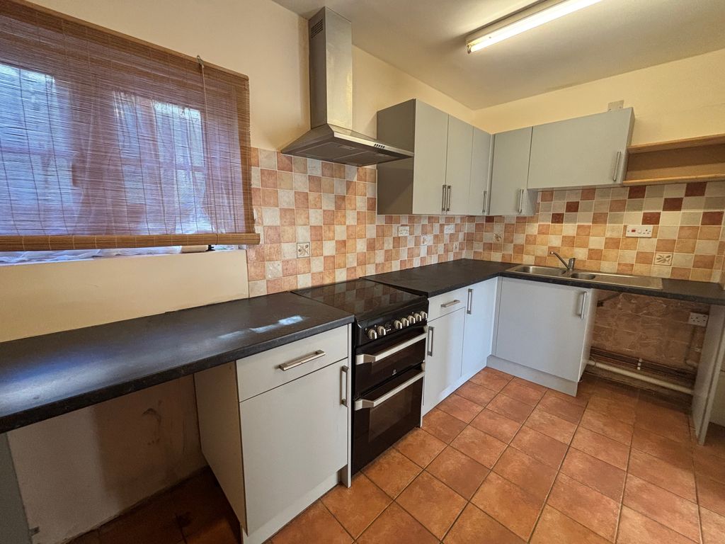 Property photo 3 of 7 Image