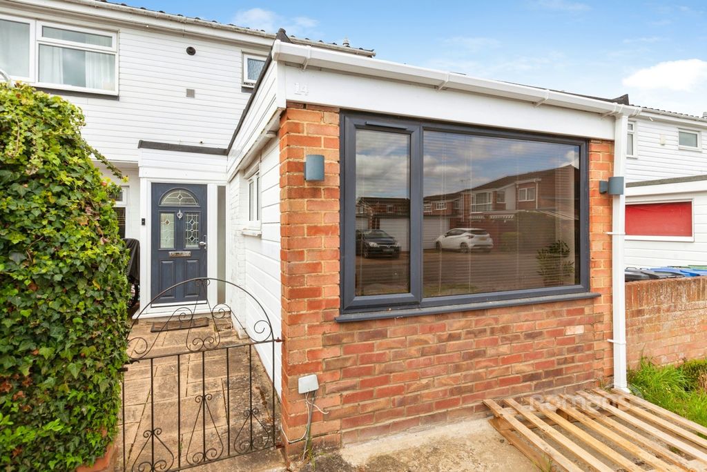 Property photo 2 of 10 Pbox-Img.Jpg