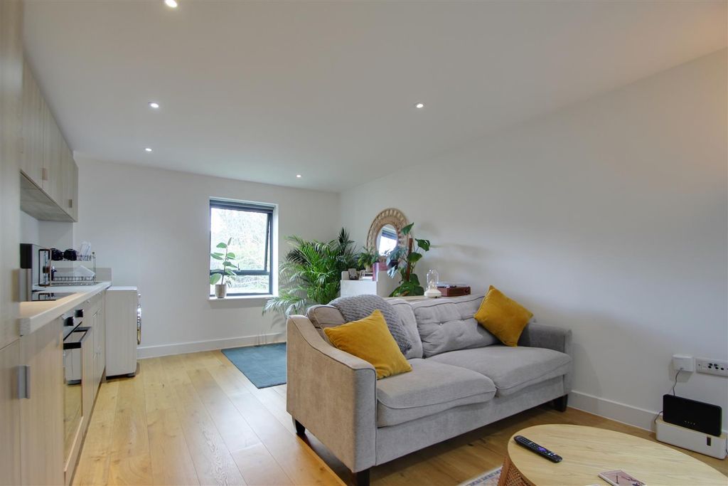 Property photo 2 of 7 Open Plan Lounge Kitchen