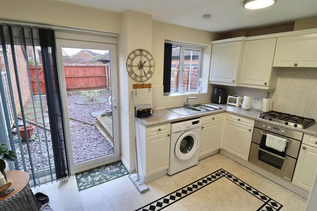 Property photo 3 of 12 Img_2767.Jpg