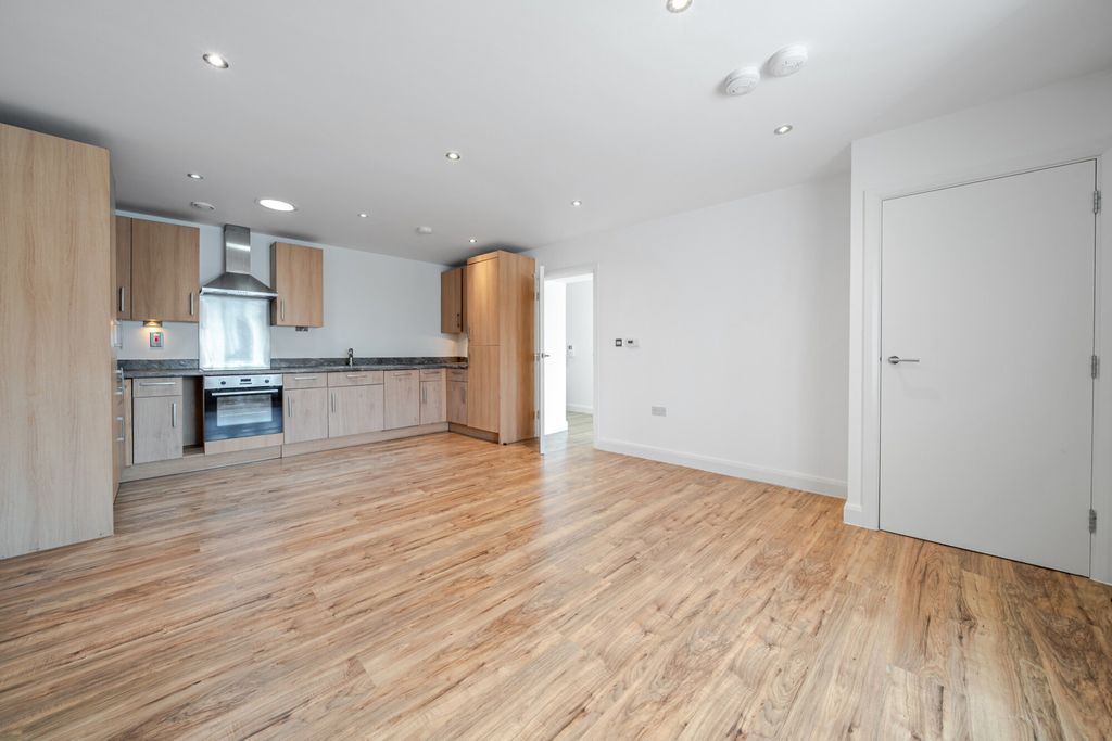 Property photo 1 of 21 1511693-17-1A0253...
