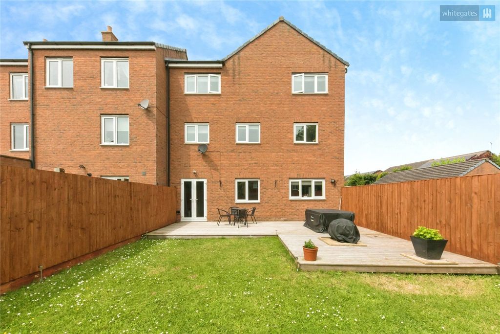 Property photo 1 of 24 Picture No. 13