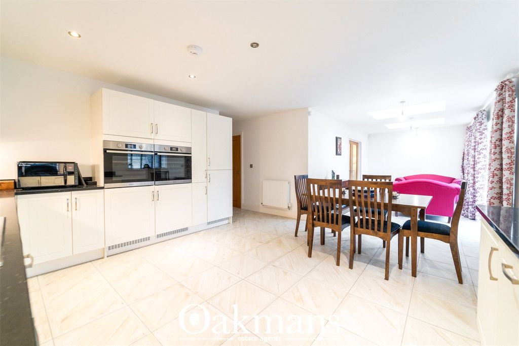 Property photo 3 of 53 Picture No. 13