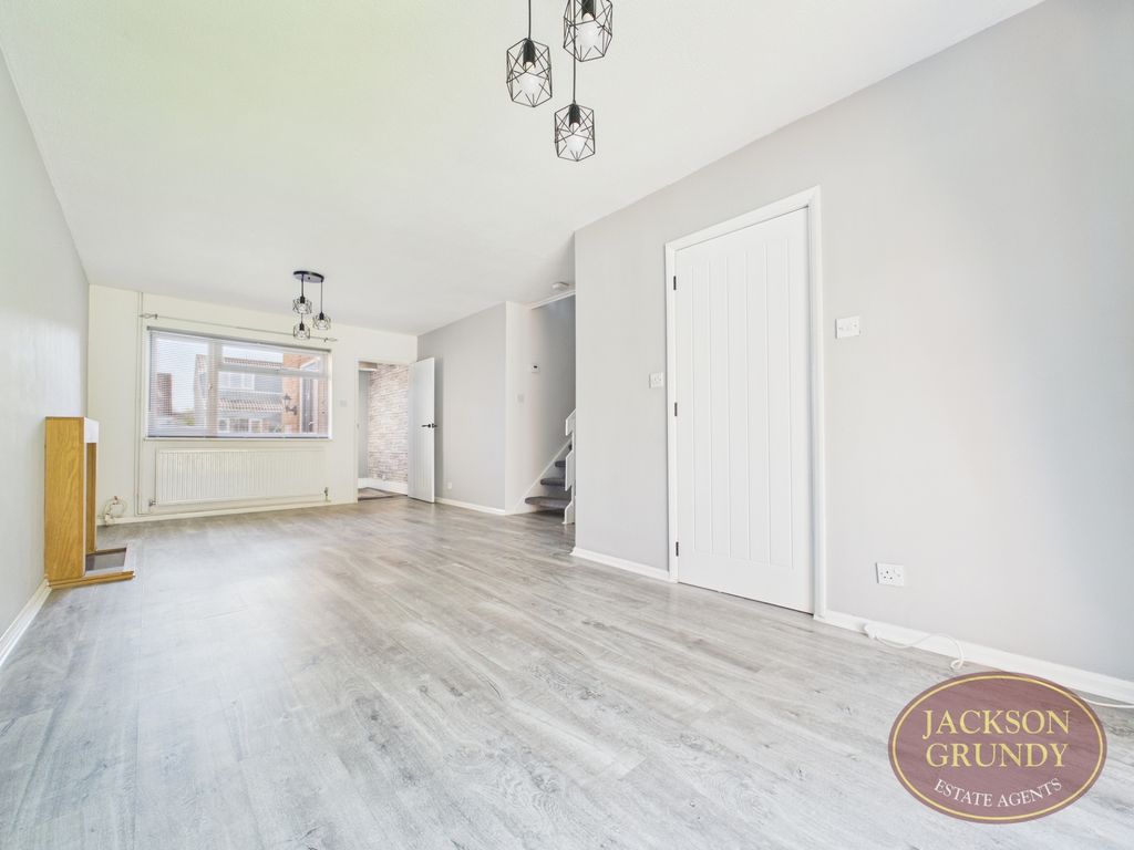 Property photo 3 of 10 Ash Rise