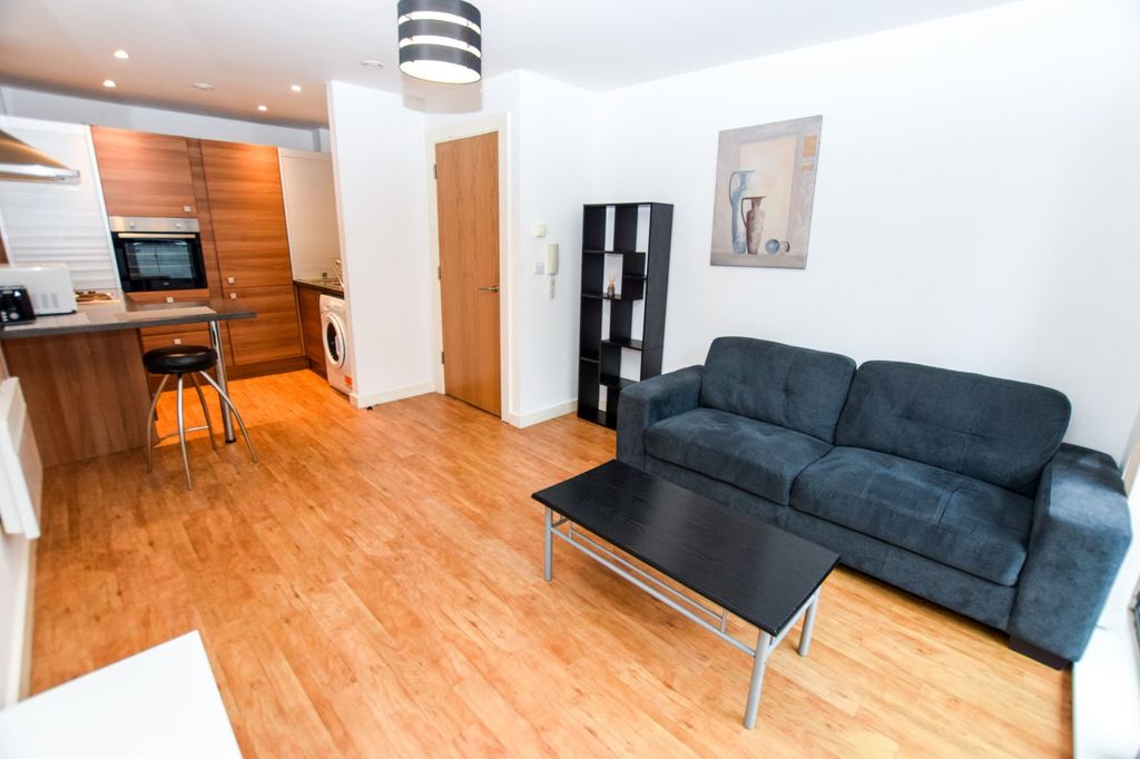 Property photo 2 of 12 Picture No. 43