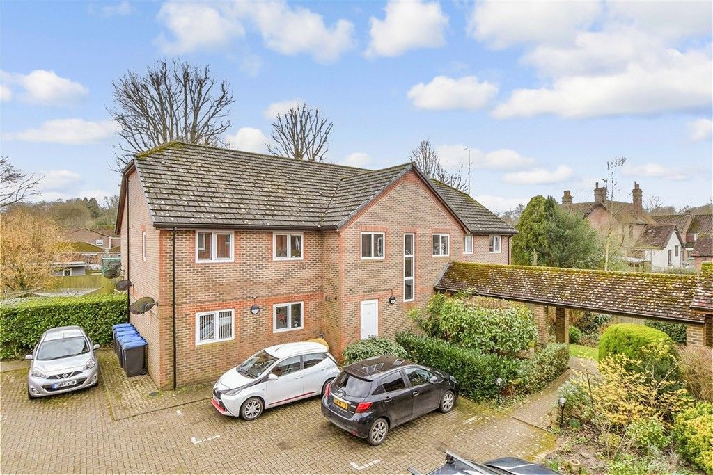 Property photo 2 of 10 External Web