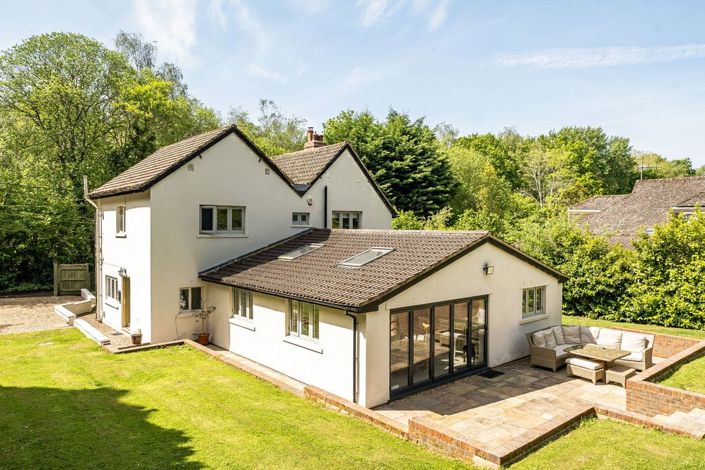 Property photo 1 of 33