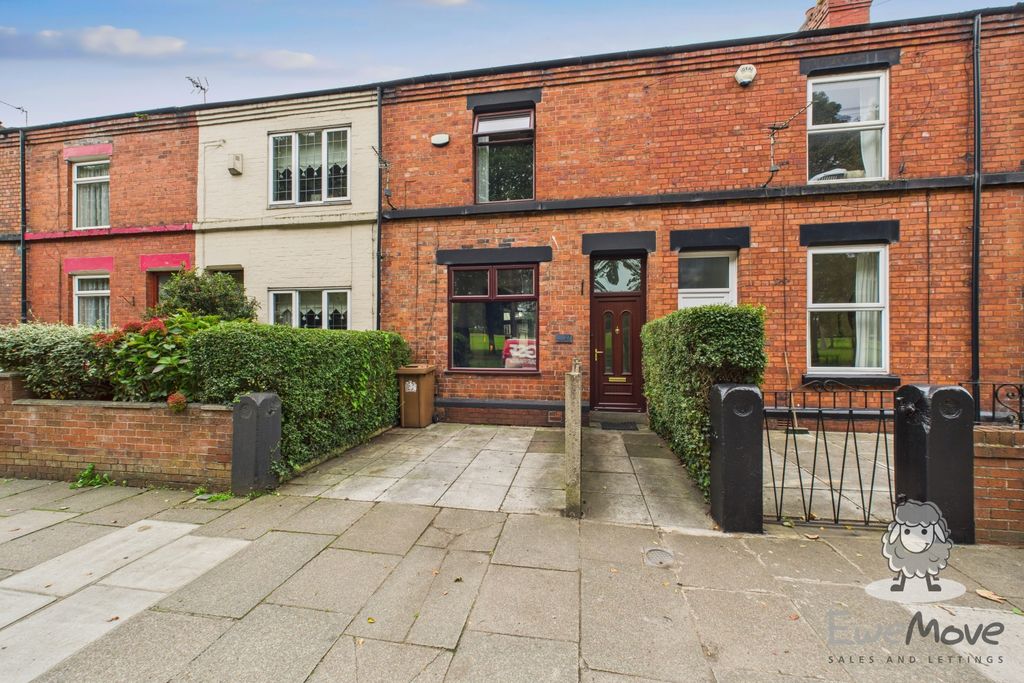Property photo 1 of 11 3