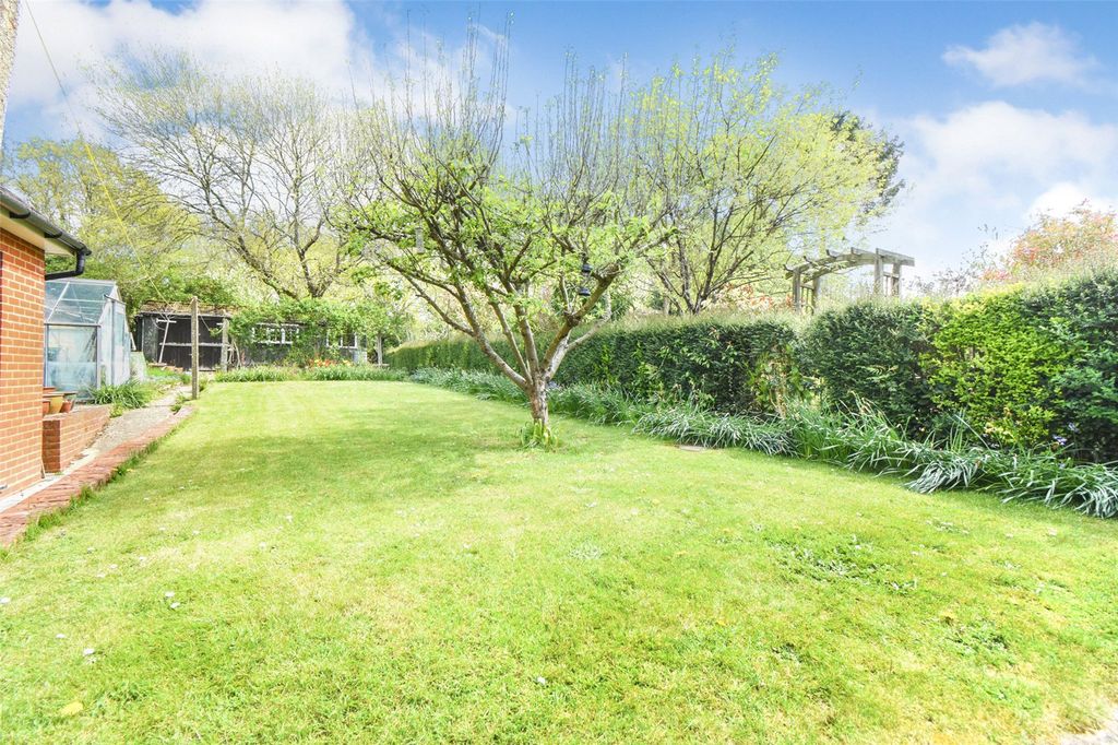 Property photo 2 of 21 Picture No. 47