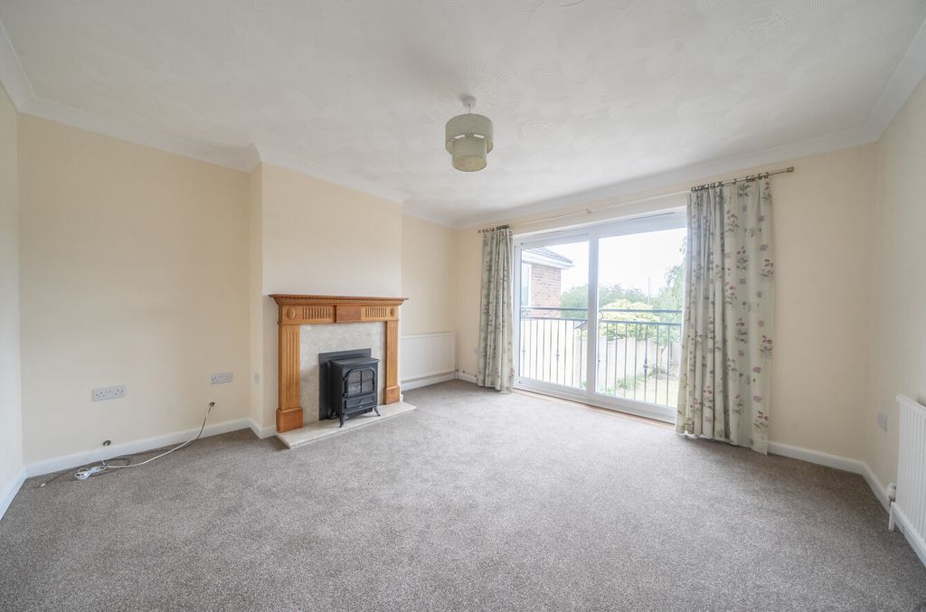 Property photo 3 of 19 1471858-8-6A21Df3...