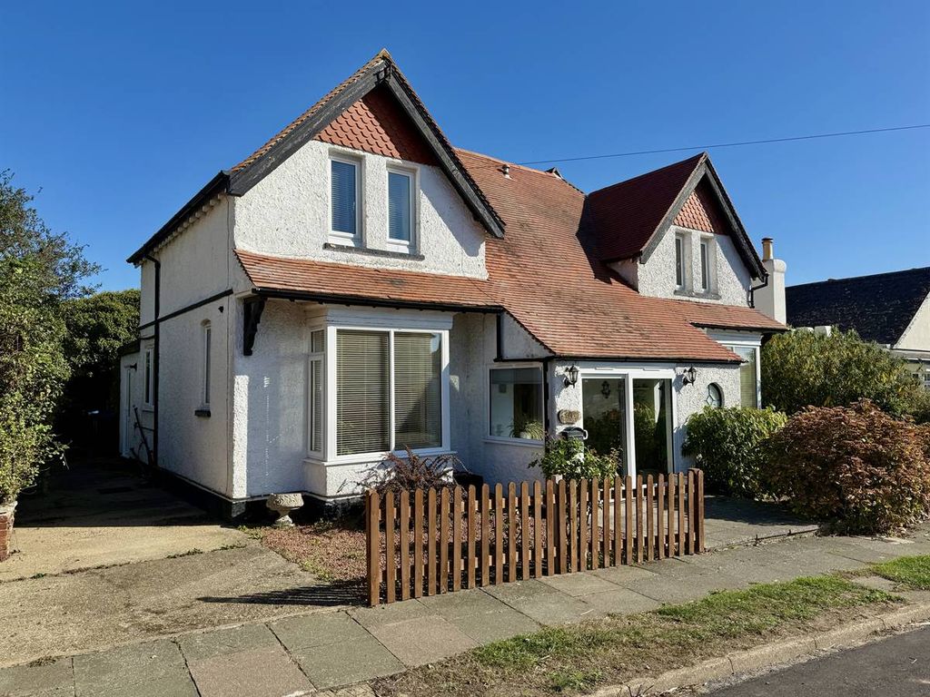 Property photo 1 of 27