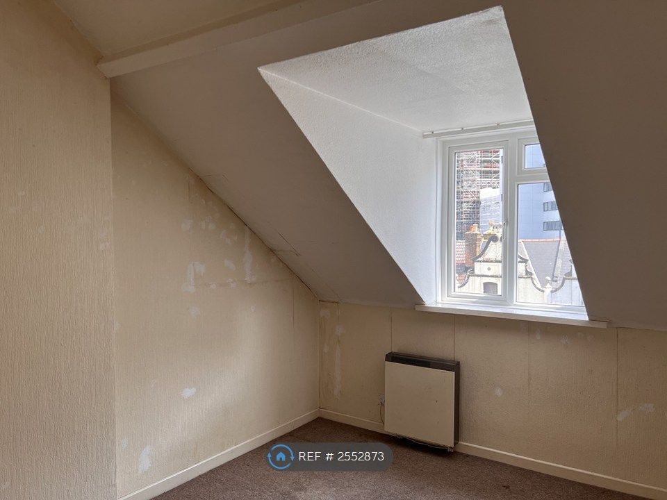 Property photo 3 of 4