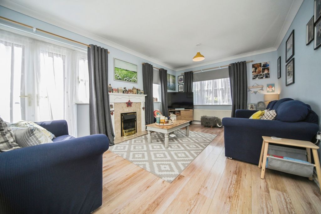 Property photo 2 of 14 Pbox-Img.Jpg