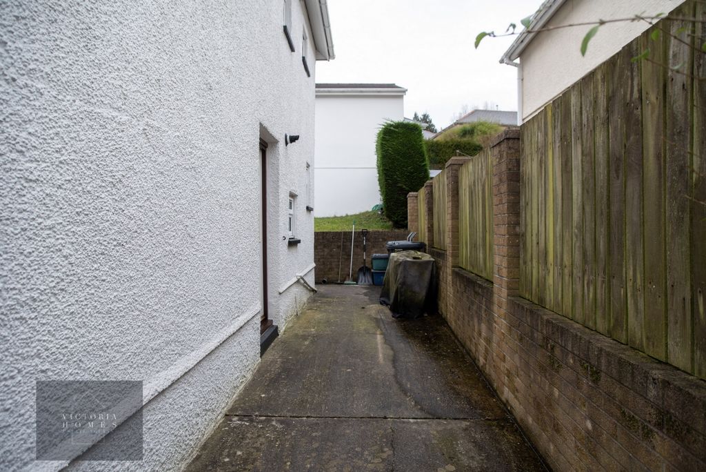 Additional image 36 of 4 bed semi-detached house for saleRoseheyworth Road, Abertillery NP13
