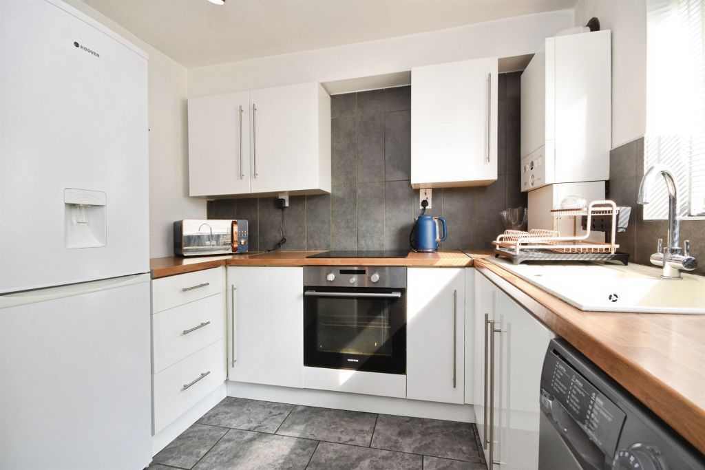 Property photo 3 of 17