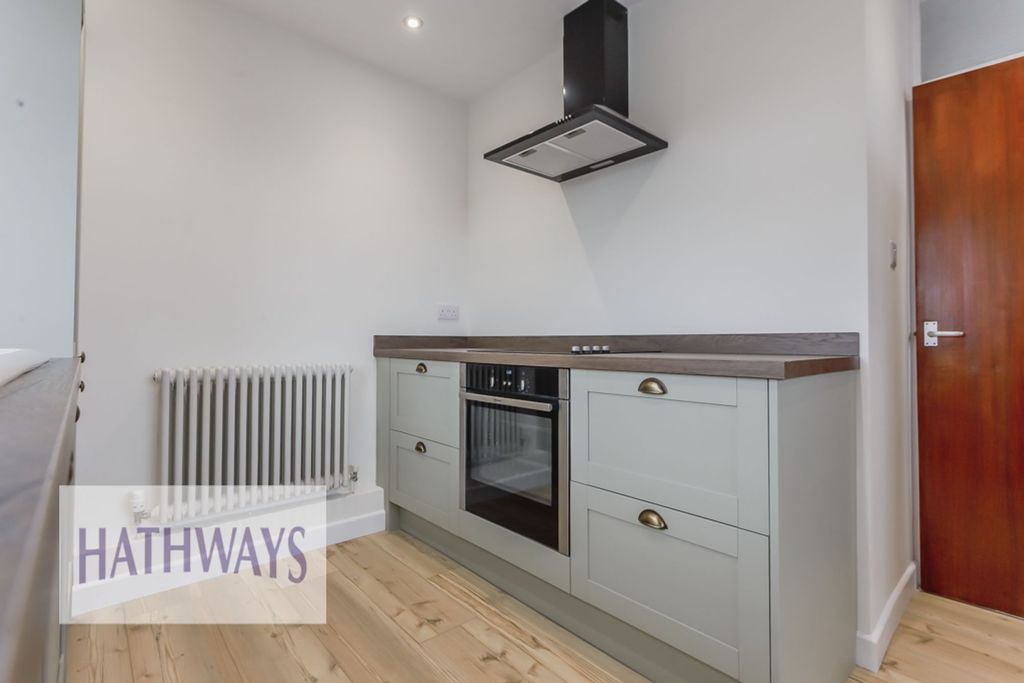 Property photo 3 of 33