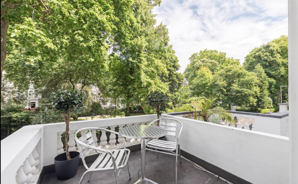 Property photo 2 of 5