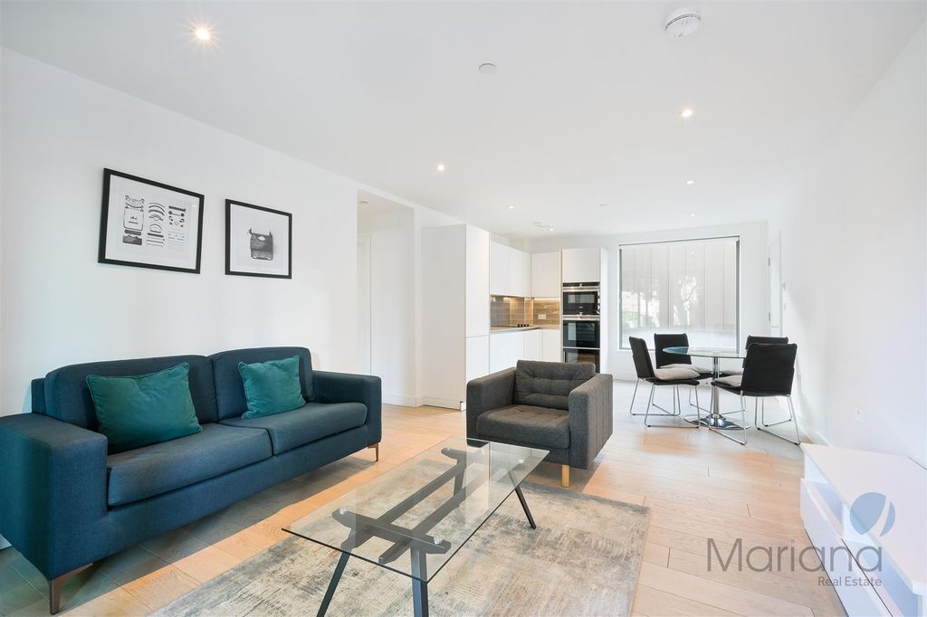 Property photo 2 of 14 Reception Room