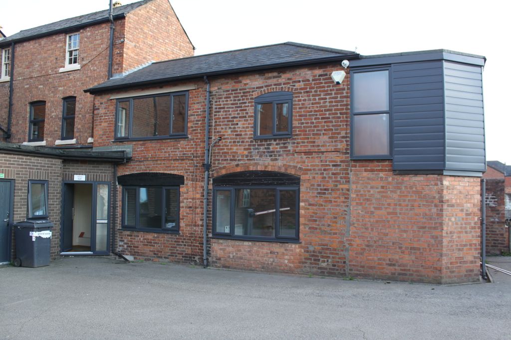 Property photo 2 of 4