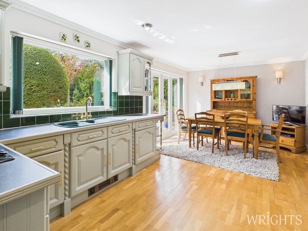 Property photo 2 of 21 Kitchen/Diner