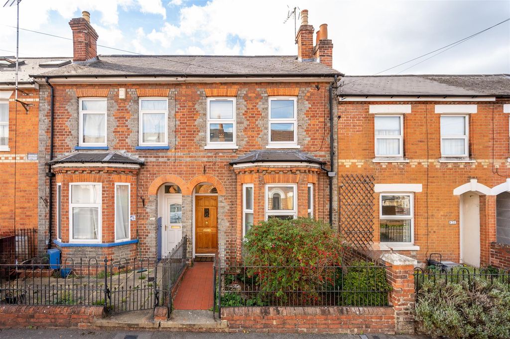 Property photo 1 of 11