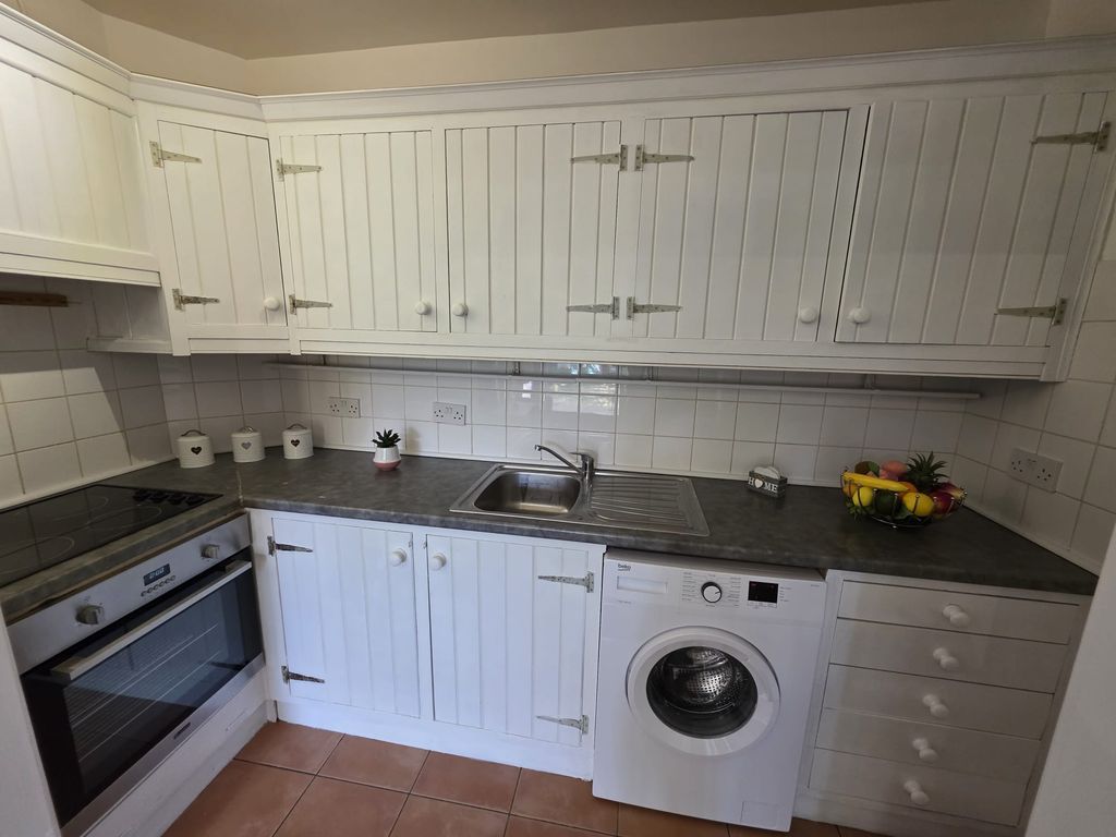 Property photo 2 of 5