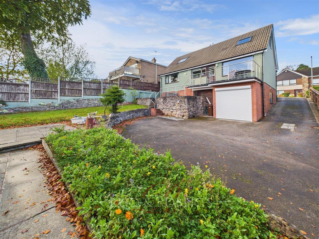 Property photo 3 of 34 Cam04884G0-Pr0094-Still005.Jpg