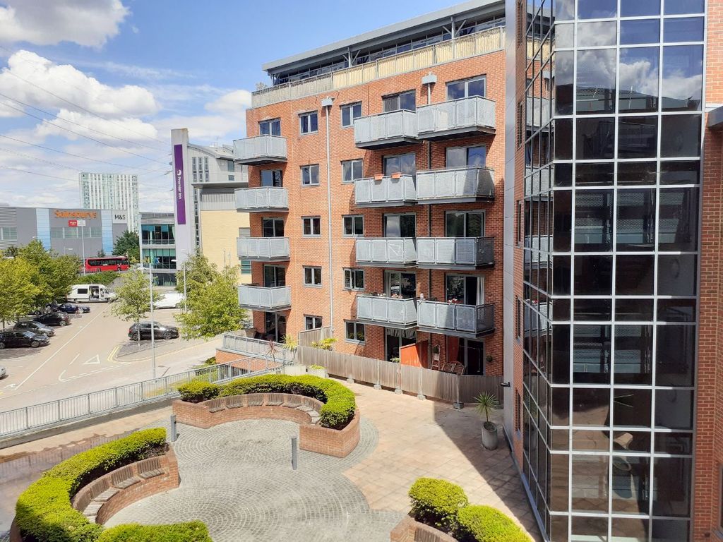 Property photo 1 of 6