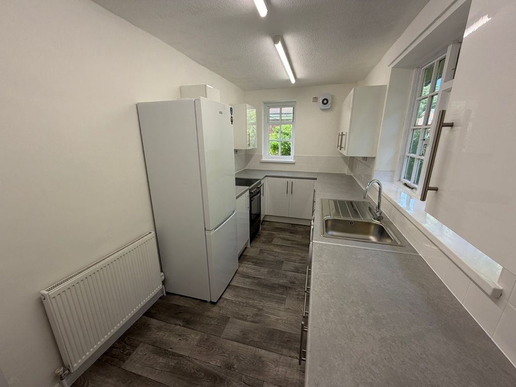 Property photo 3 of 10 Picture No. 04