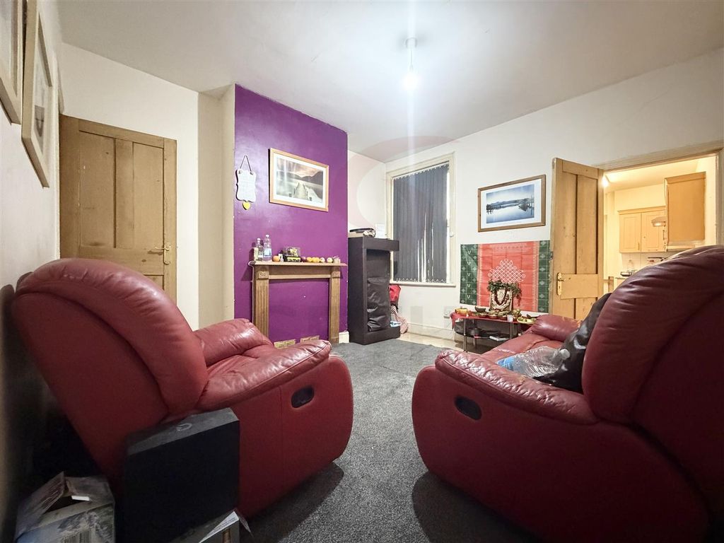 Property photo 2 of 7 Reception Room