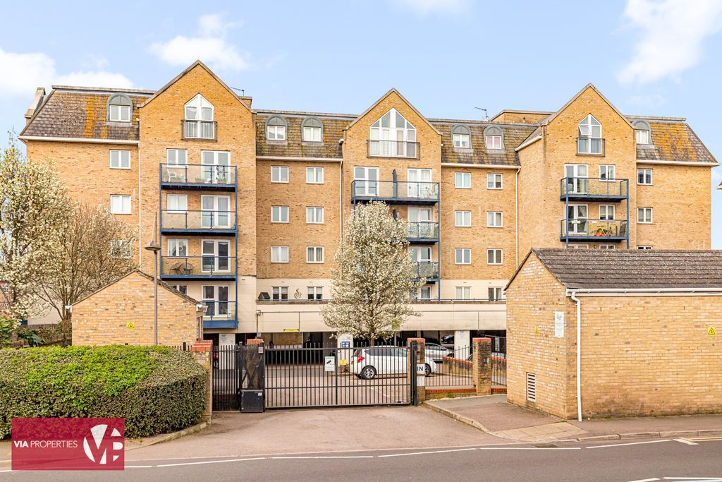 Property photo 1 of 20 Photo 1