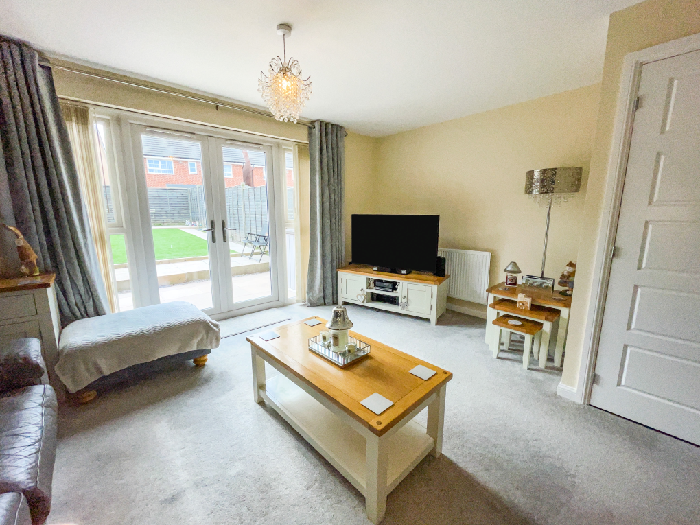 Property photo 3 of 11