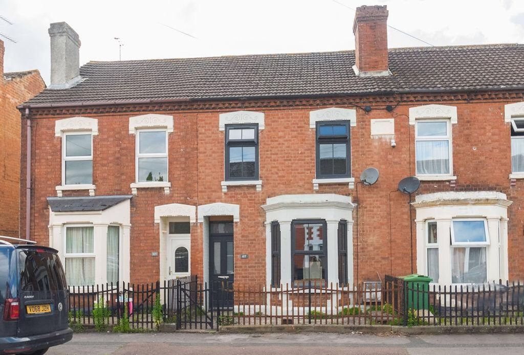 Property photo 1 of 11 Photo 11