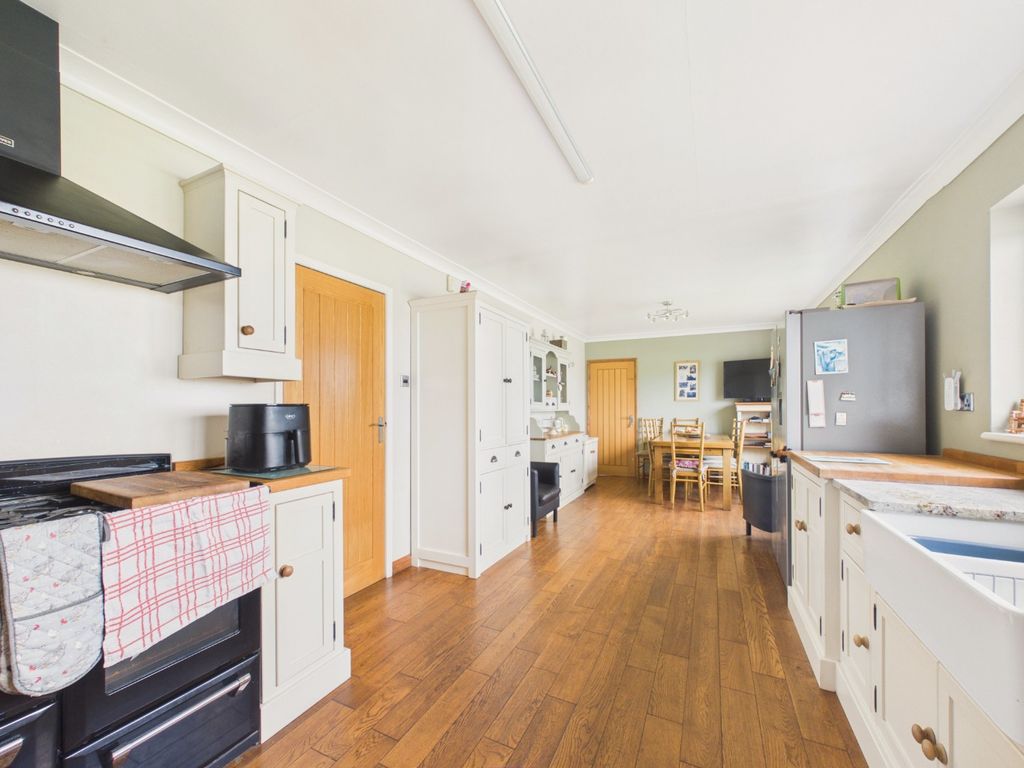 Property photo 3 of 20 5336415