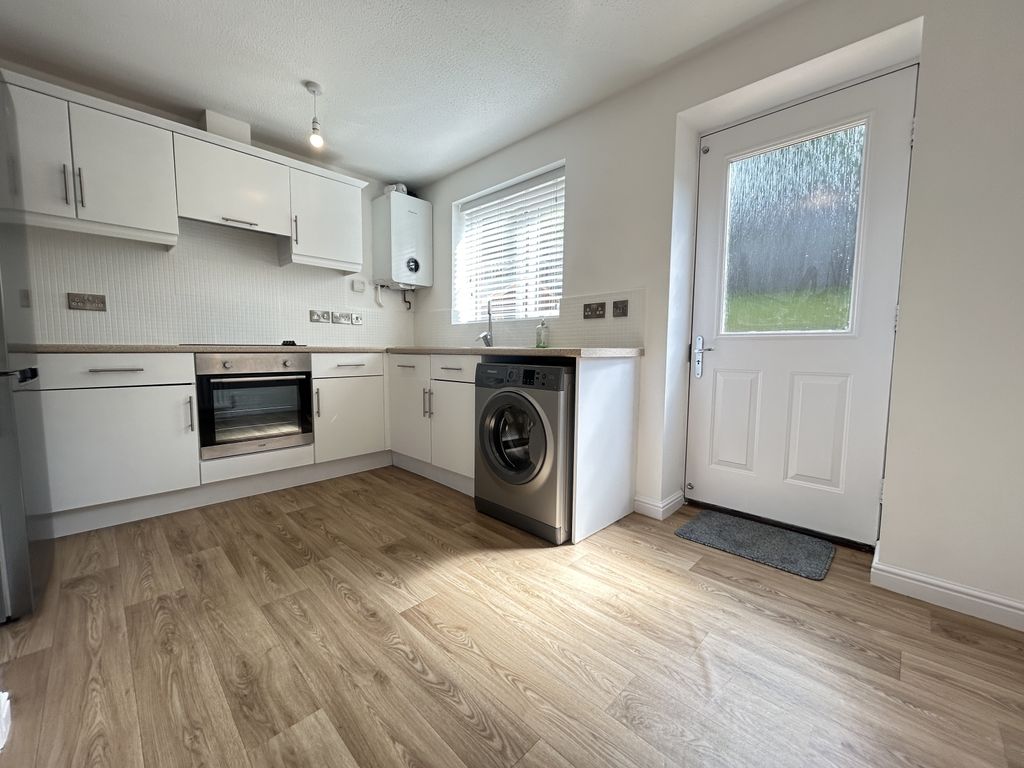 Property photo 3 of 13 Img_9910