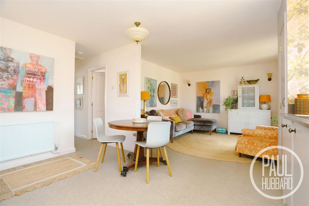 Property photo 2 of 13 Img_5307.Jpg