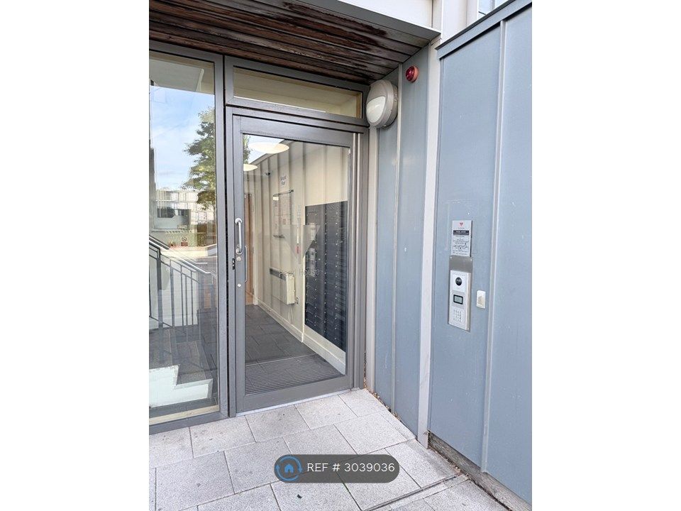 Property photo 3 of 23 Additional Security Door To Apartment Block