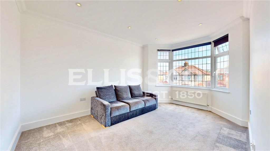 Property photo 2 of 17 Picture No. 07