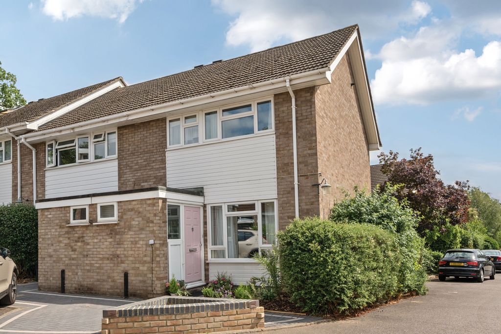 Property photo 1 of 19 External