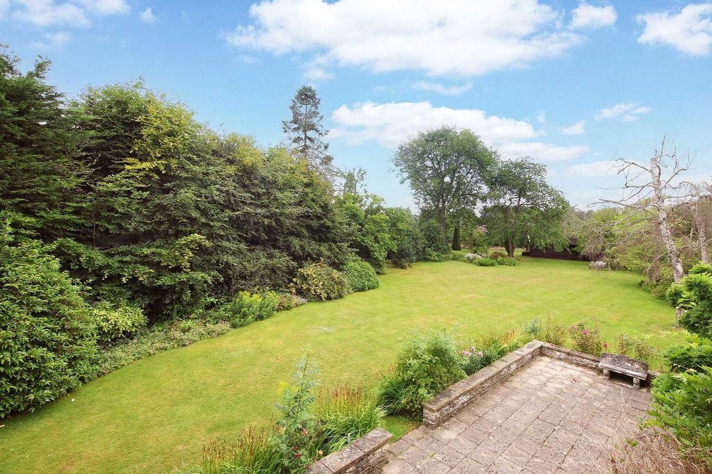 Additional image 22 of 6 bed detached house for salePenn Road, Beaconsfield HP9