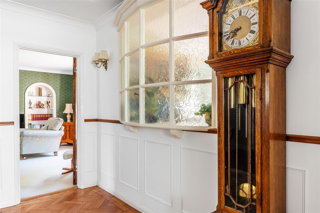 Additional image 5 of 3 bed detached house for saleWoodhurst Park, Oxted RH8