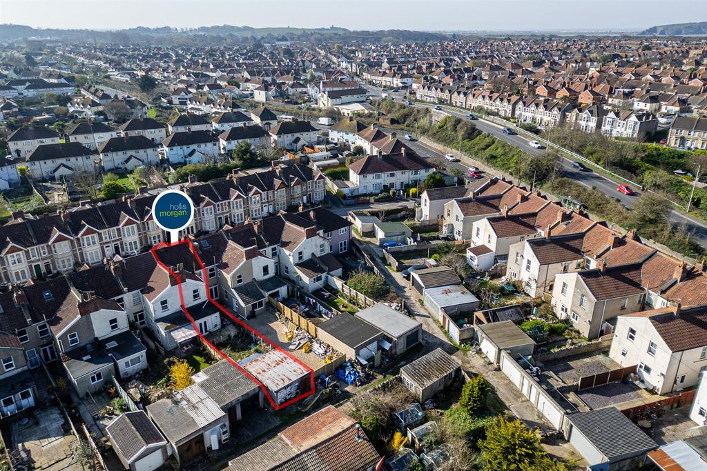 Property photo 2 of 37 Leafy Villa, 9 Kensington Road, Wsm, North Somerse