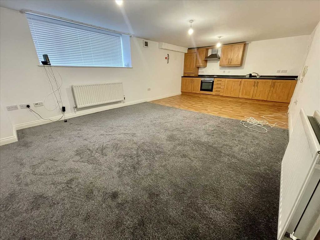 Property photo 1 of 6 Main Picture