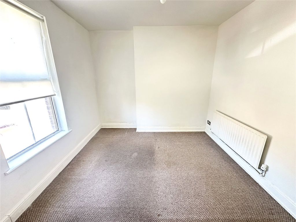 Property photo 3 of 5 Picture No. 21