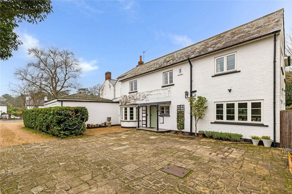 Property photo 2 of 21 Front Elevation