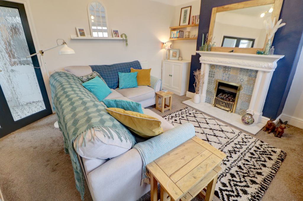 Property photo 2 of 28 Photo #2